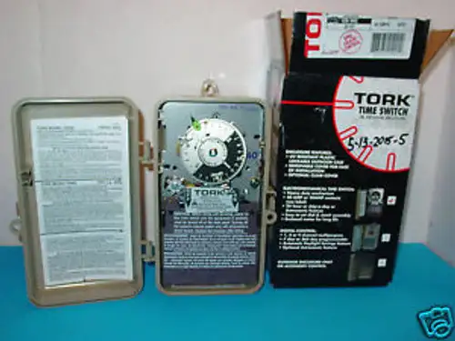 TORK 7200Z ASTRONOMIC TIME SWITCH WITH SKIP - A - DAY 40 AMPS