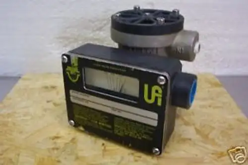 UNIVERSAL FLOW MONITOR SG-50-C-2U-1NR-30U FLOW MONITOR 0-50 SCFM 1/4 NPT