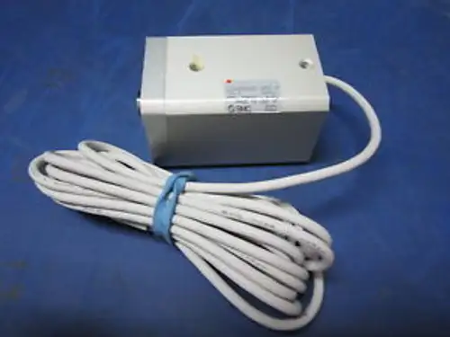 SMC Compact Cylinder CDQ2KB25-25D-F79LS w/ D-F79 Auto-Switch Sensor