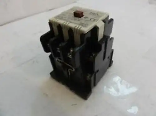 38214 - Fuji 2NC0T0 Overload Relay 3 Pole 60A