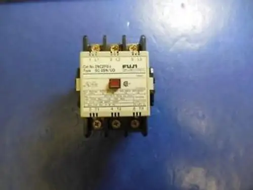 Fuji Sc-2Sn/Ud 2Nc2F Magnetic Contactor 200-220V/50Hz 220-240V/60Hz