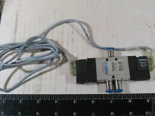 One Festo #Cpe10-M1Bh-3Gl-Qs-6 5/3E-Qs6-B Solenoid Valve With Msze-3-24 Dc