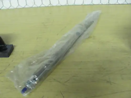 Bimba M-0617.5 Dee 0.25 Pneumatic Cylinder