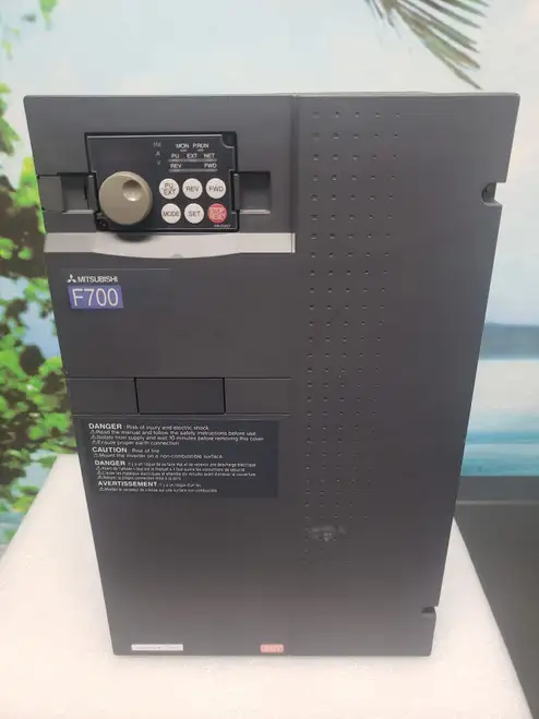 Mitsubishi F700 AC Drive FR-F740-00620-NA 40HP 3Ph