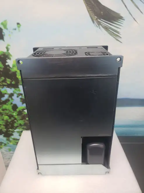 Mitsubishi F700 AC Drive FR-F740-00620-NA 40HP 3Ph