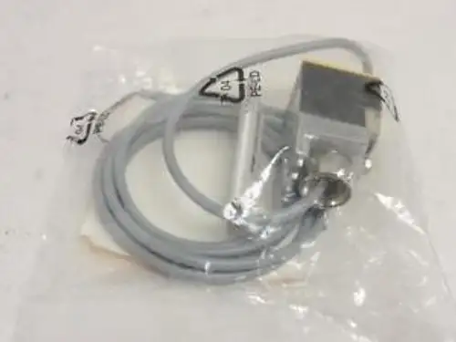 146433 In Turck Bi15-Ck40-Az3X2-B3131 W/Bs 2.1 Proximity Switch 20-250V
