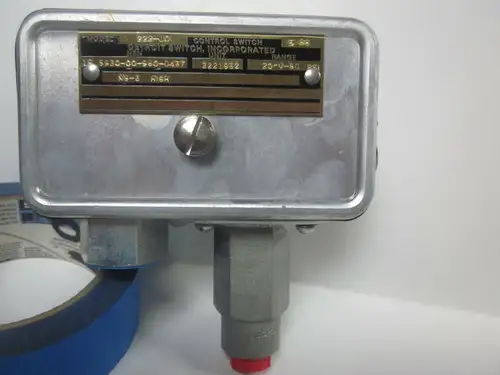 Detroit Switch Inc. Model: 222-10 Control Switch ................Mm-807