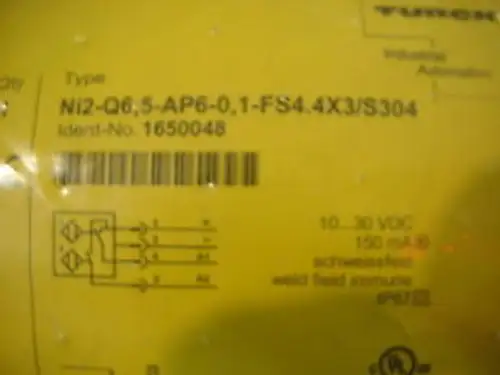 Turck Ni2-Q6 5-Ap6-0 1-Fs4.4X3/S304 / 1650048 Proximity Switch