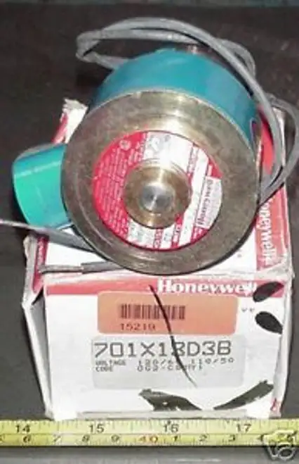 Honeywell Skinner Solenoid Valve 701X13D3B_7O1X13D3B_50 Psi_110/120V_22 V