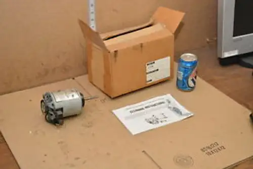World Dryer hand 210K Single Phase Motor1/10 HP7200 RPM120 V INV=17073