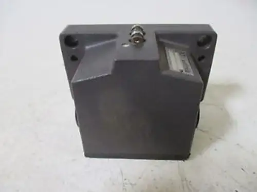 Balluff Bns-519-D02-L12-100 Limit Switch