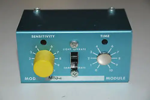 Banner Engineering Mb3-4 Photoelectric Logic Module Modulated Amplifier