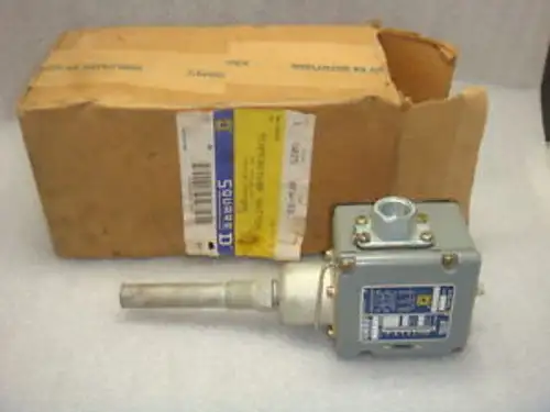 Square D Temprature Switch 9025 Bfw-33 Nema 13 Enclosure Spdt