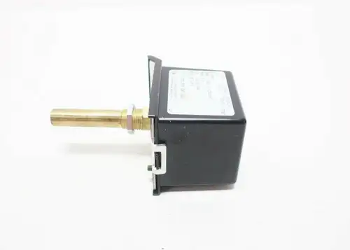 United Electric B54 103 9040 0-225F 480V-Ac Temperature Controller