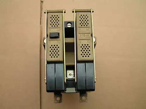 Siemens #3Tc48 17-0A Contactor 2 Pole 75 Amp