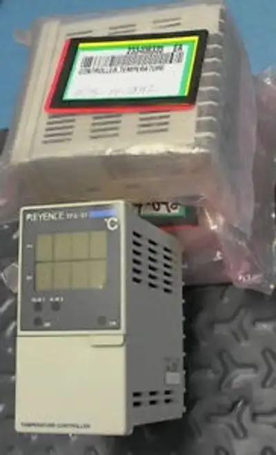 Keyence Tf2-31 Digital Temperature Controller 233408335