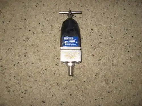 Binks Hi Pressure Fluid Regulator Model # 82-520 ~ 1/4 Ports Stainless