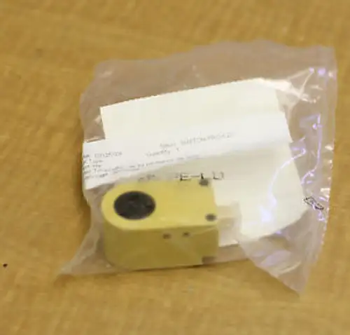 Turck Dc Proximity Switch Bi20R-W30-Dan6X-H1141 10-30Vdc 200Ma 200Mm