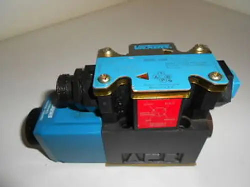 Nos Vickers Directional Valve Dg4V3-2A-M-Fpa5Wl-Bl6-60 Dg4V3-2A-M-Fpa5Wl-Bl6-60