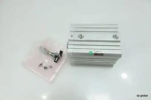 10-Cdq2B100-75D-A73C Smc Square Cylinder 75Mm Stroke With Sensor Cyl-Squ-I-91