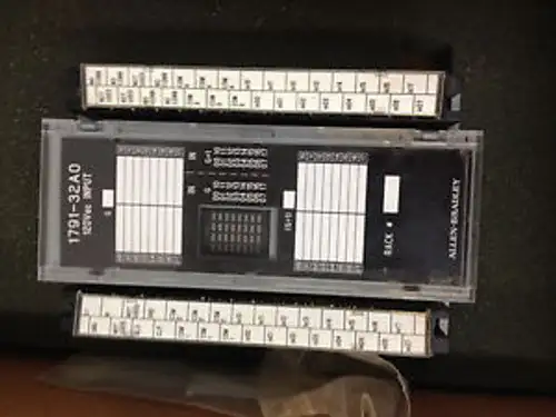 Allen Bradley 1791-32A0 120Vac Input Block