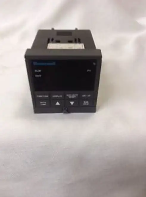 Honeywell Udc2300 Temp Controller Dc230L-E0-00-10-0A00000-00-0