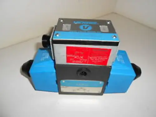 Nos Vickers Pilot Valve 02-126338 F3-Pa5Dg4S4Lw-0133C-B-60 110/120V 50/60Hz