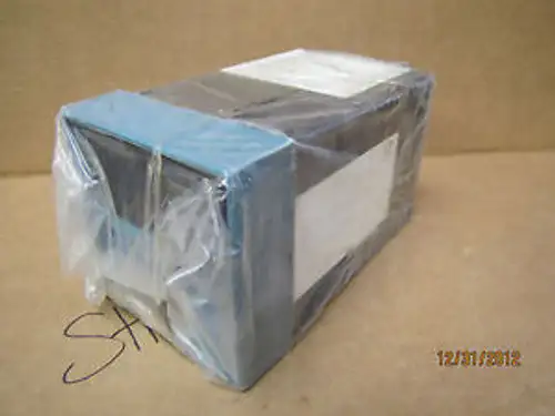 Honeywell Temperature Controller Dc2001-0-00A0-0000-89-0112-En 240Vac 10Va