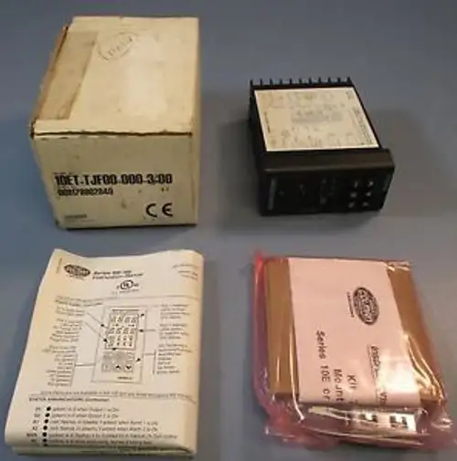 Barber-Colman Series 10 Temperature Controller Model: 10Et-Tjf00-000-3-00