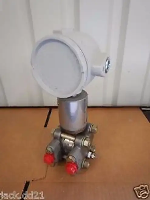 Schlumberger Differential Pressure Transmitter Dr3000-005-38-18-21-Xx-00