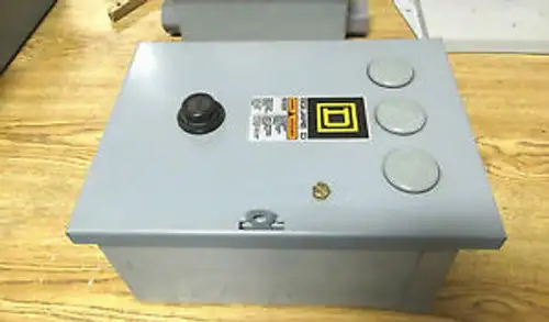 Square D Starter Class 8536 Type Sb02 Nema Size 0 120V Coil W/Encl.. Vq-400