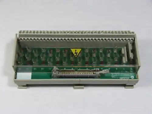 Allen Bradley 1492-Ifm40F-Fs120-4 40-Point Digital Interface Module