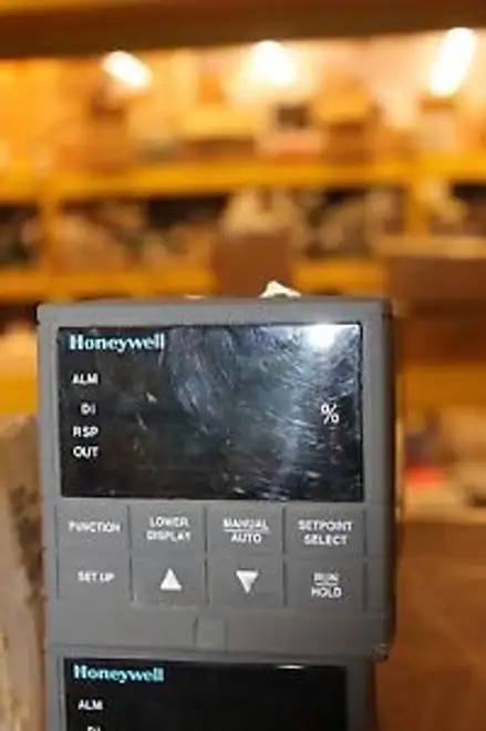 Honeywell Udc3000 Versa Pro Dc300K-T-0A0-21-0A00-00