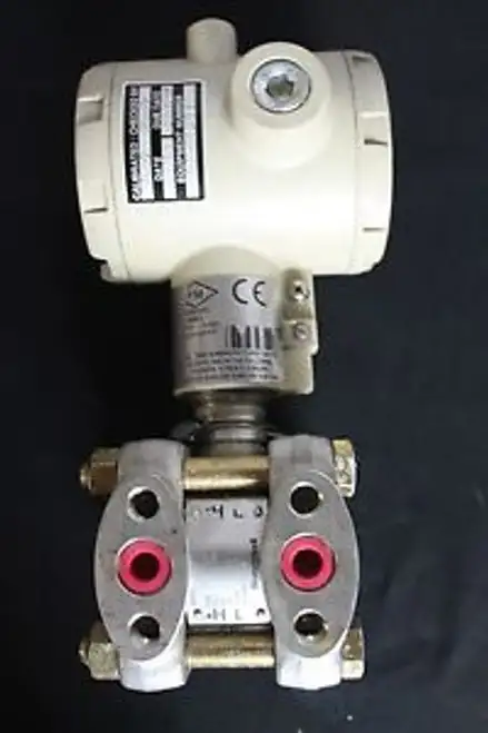 Nos Honeywell Std120-E1H-00000-Cc St3Q00 Pressure Transmitter 3000 Psi