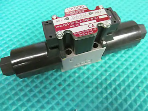 Toyo Oki Toyooki Directional Control Valve Hd3-3W-Bca-025B-Wyr1