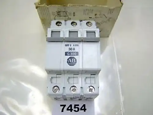 (7454) Allen Bradley Circuit Breaker 1492-Cb3-G-300 30A 3P