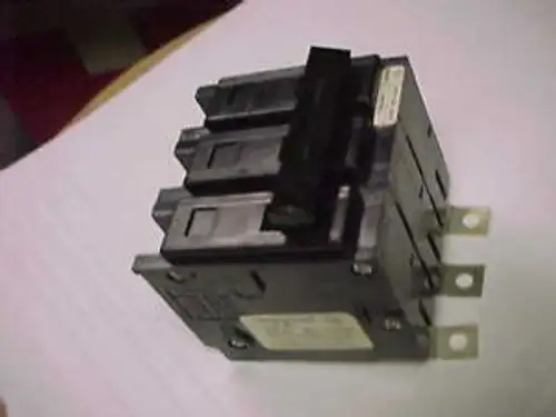 New-Westinghouse 100A 3P Breaker Bab3100Hv Q-27A