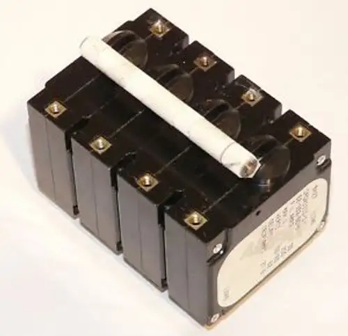 Airpax IPGH1111-1-62-303-90-V 4 Pole 30 Amp 250V Max Circuit Breaker