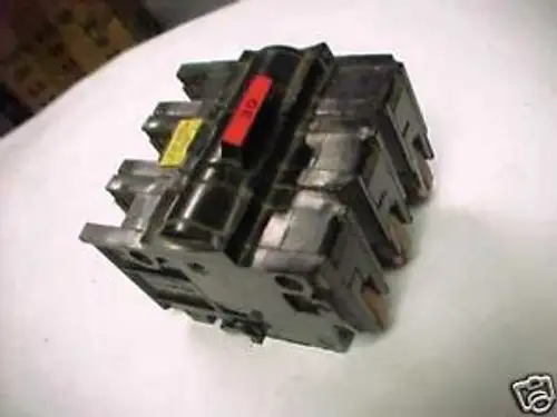 FEDERAL PACIFIC 3 POLE 30 AMP BREAKER TYPE NA-NI I-08a