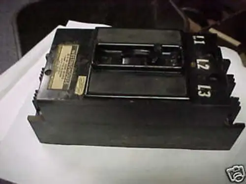 Westinghouse 70A 3 POLE BREAKER 1531787 F FRAME F-105