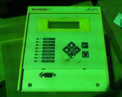 Roonzhi Rop382-E15Caxbba 110/220V Transformer Protector