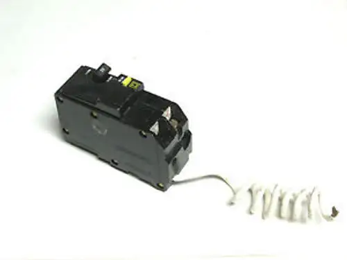 Square D Gfi Circuit Breaker 20A 2P .. Cat Qo220Gfi .. L-08A