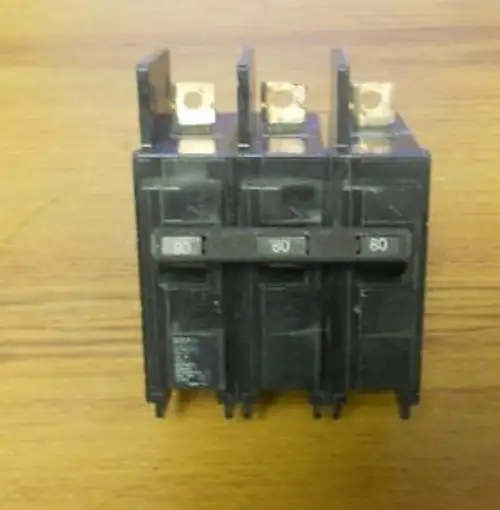 Ite / Gould Bq3B080 80 Amp 3 Pole Breaker ............... G-19A