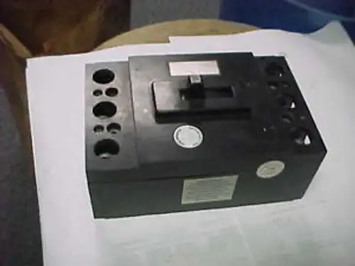 Cutler-Hammer / Westinghouse 225 Amp 3 Pole Circuit Breaker Ca3225 ..... M-23A