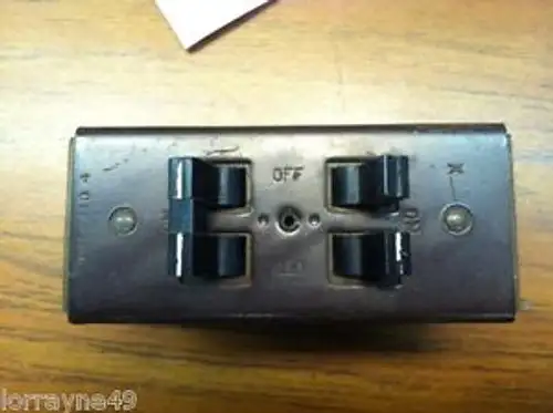 Sqd 4P 120V /240V 2 X1P 20Amp 1 X 2P 50Amp Mo Style Obs Circuit Breaker 489522
