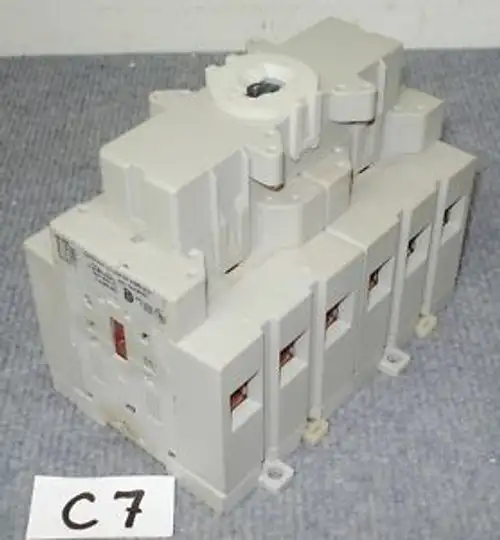 2 X Allen Bradley 194E-A100-1753 B Load Switch