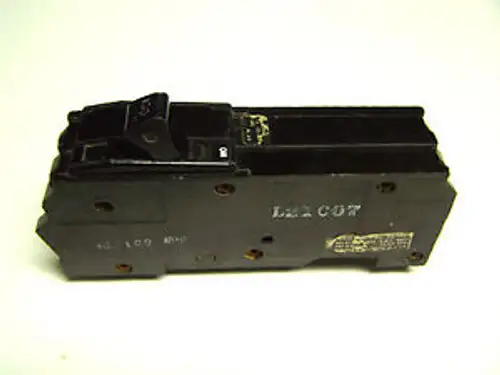 Square D 100 Amp 2 Pole Circuit Breaker ..A1L2100 Chip .... G-07D