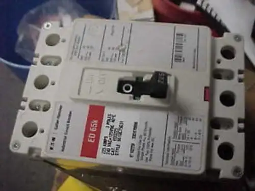 Cutler-Hammer 225 Amp 3 Pole Breaker Ed3225 Q-41A