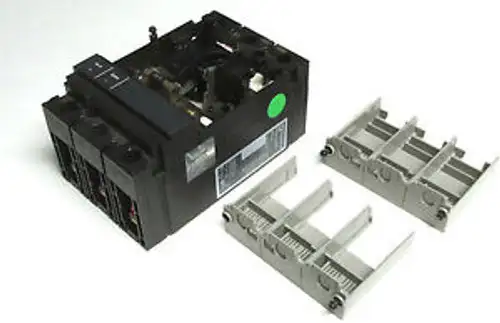 Square D Powerpact 3P Circuit Breaker Cat Hdf36040 No Face Plate .. Aa-43