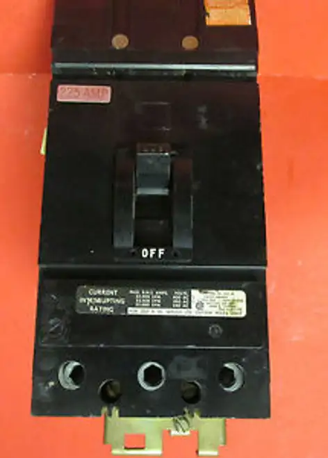 Square D 225 Amp 3 Pole Circuit Breaker Cat No. Ka36225 ...Kal36225... Va-66